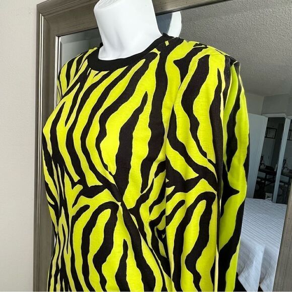 ASOS Cullosion Neon Green Zebra Round neck Top Size XS - Picture 4 of 8